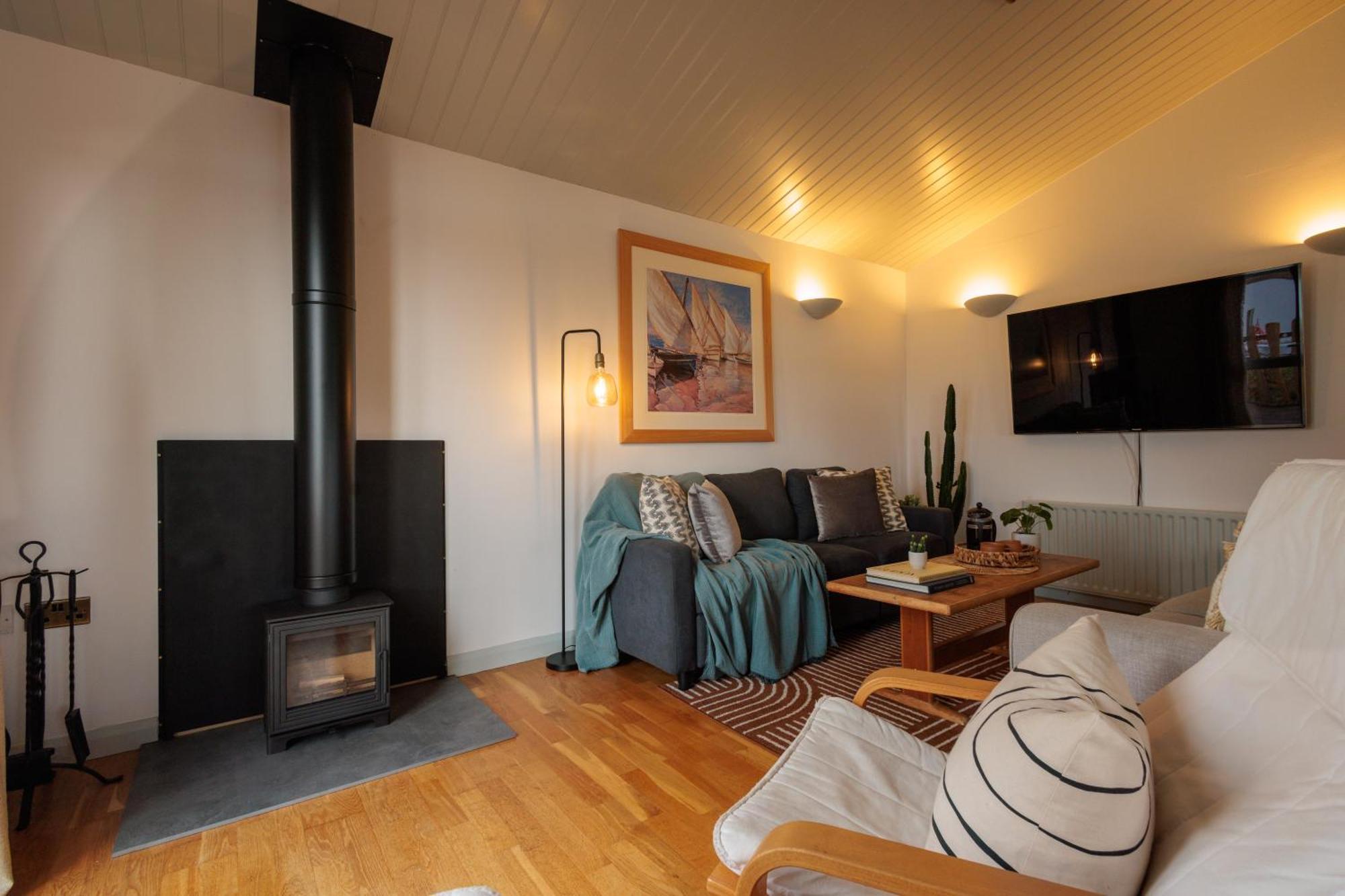 Villa The Retreat, Waterfront & Log Burner Christchurch  Exterior foto