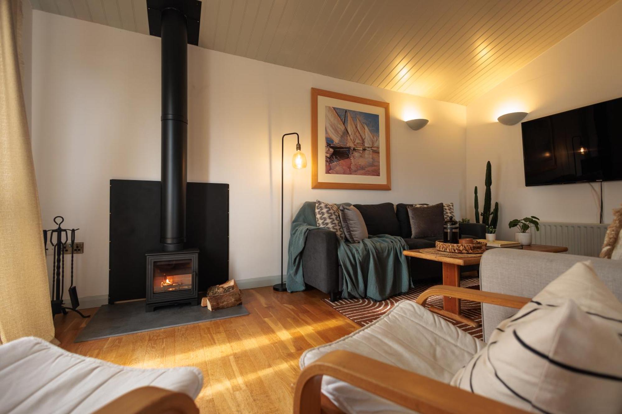 Villa The Retreat, Waterfront & Log Burner Christchurch  Exterior foto